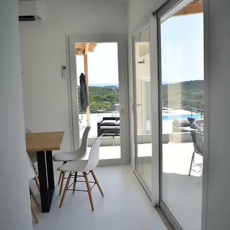 Magnifique Neuve De 300 M2, Vue Sur Mer, Piscine, Spa, Sauna, Salle De Sport Villa Porto-Vecchio (Corsica)